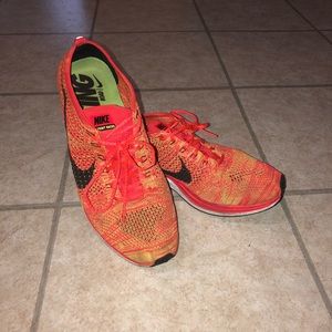 Nike Flyknit Racer
